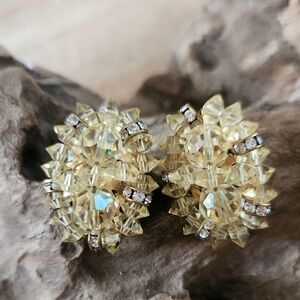 Vtg Pale Yellow Crystal Clip On Earrings